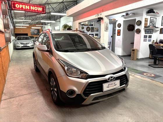 HYUNDAI HB20X 1.6 16V STYLE FLEX 4P MANUAL HYUNDAI HB20X 1.6 16V STYLE FLEX 4P MANUAL